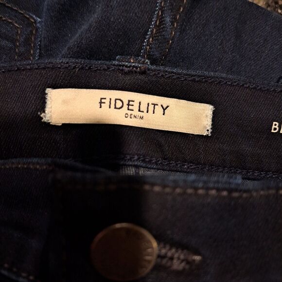 Fidelity Anthropologie Belladonna Women's Size 26 Mid Rise Bootcut Dark Jean NWT - Picture 7 of 13